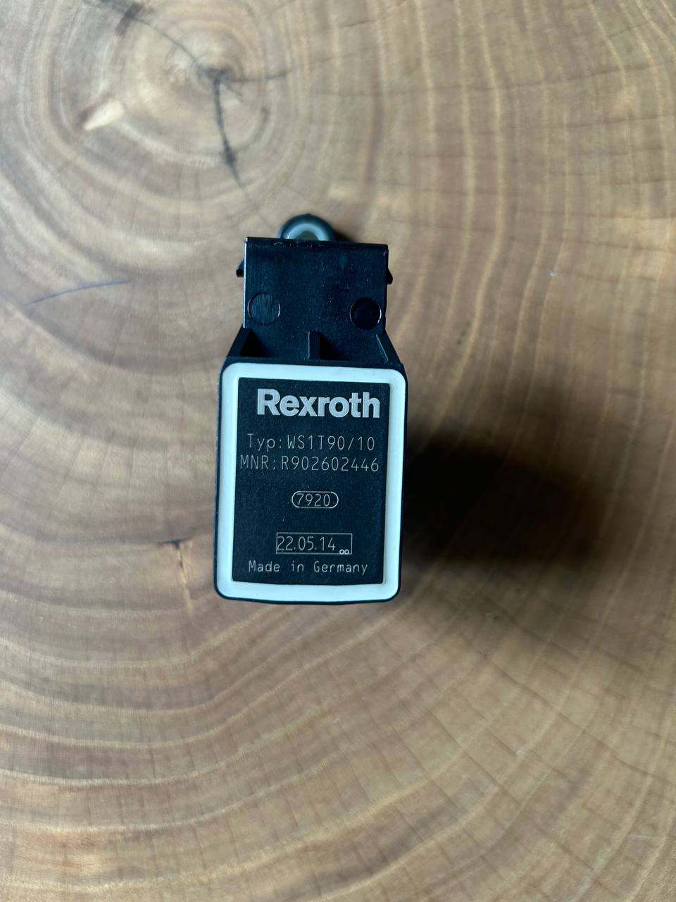 Датчик углового перемещения Rexroth Bosch Group R902602446