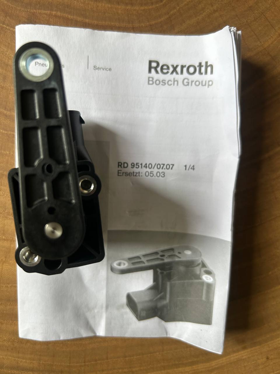 Датчик углового перемещения Rexroth Bosch Group R902602446