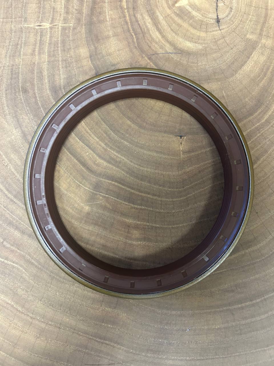 Сальник 13B1152